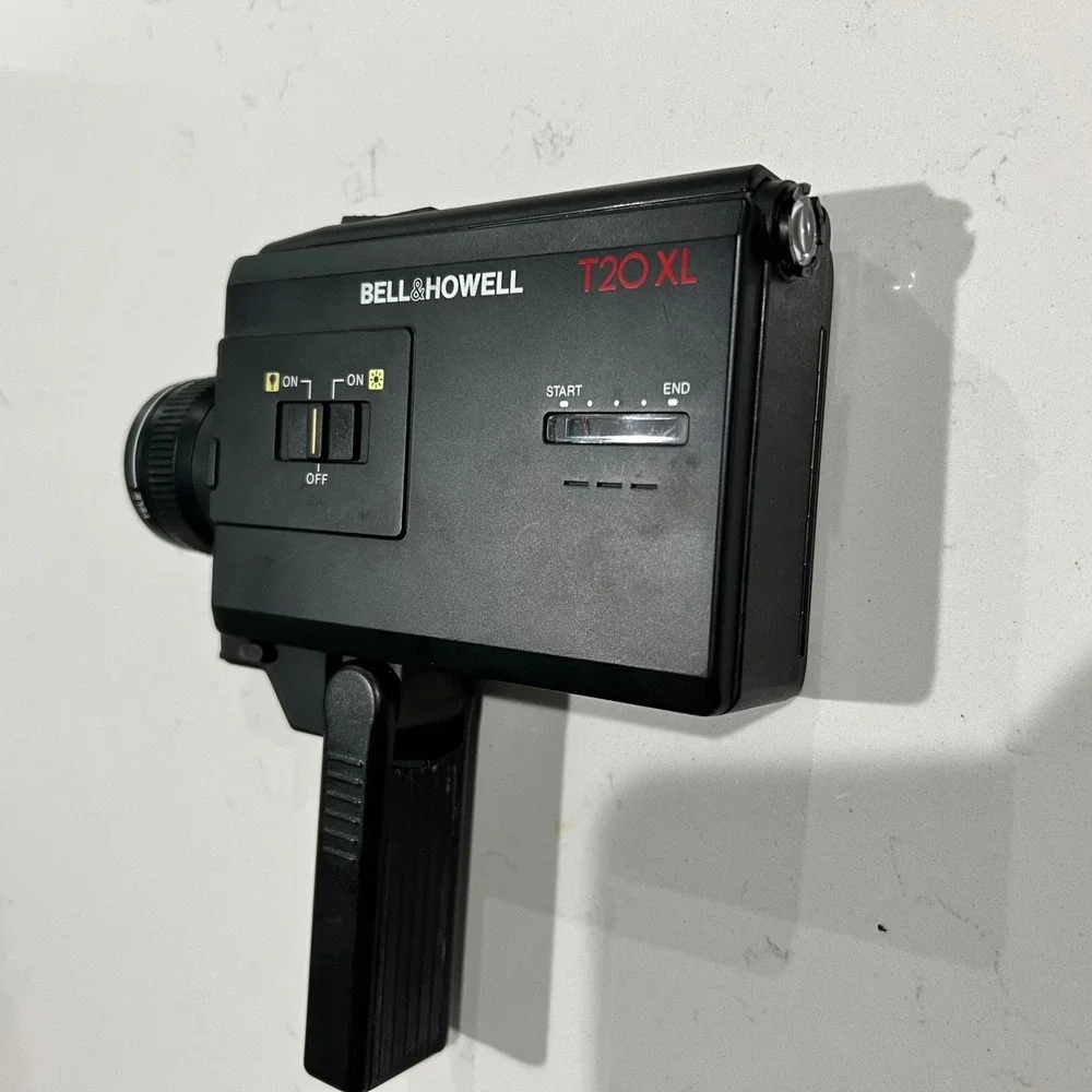 Bell & Howell T20 XL Super 8 Movie Camera f/1.4 10-20mm Tested Canon alternative